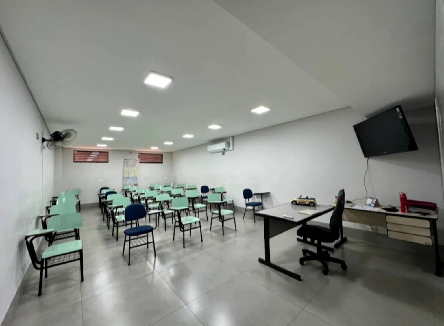 Sala de aula da Autoescola Preferencial